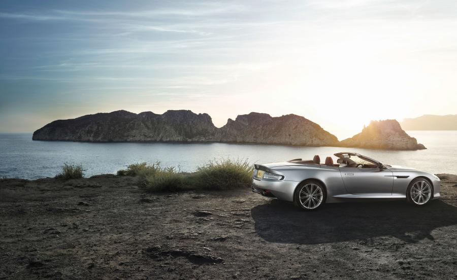  Aston Martin DB9 2013 года  (NA) (фото 3 из 60)
